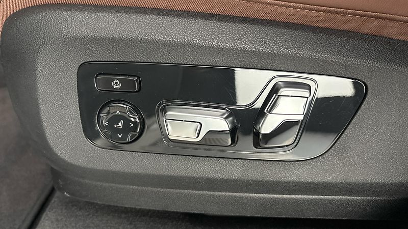 BMW X5 45e AUT xDrive M-paket - fotka 21 z 30