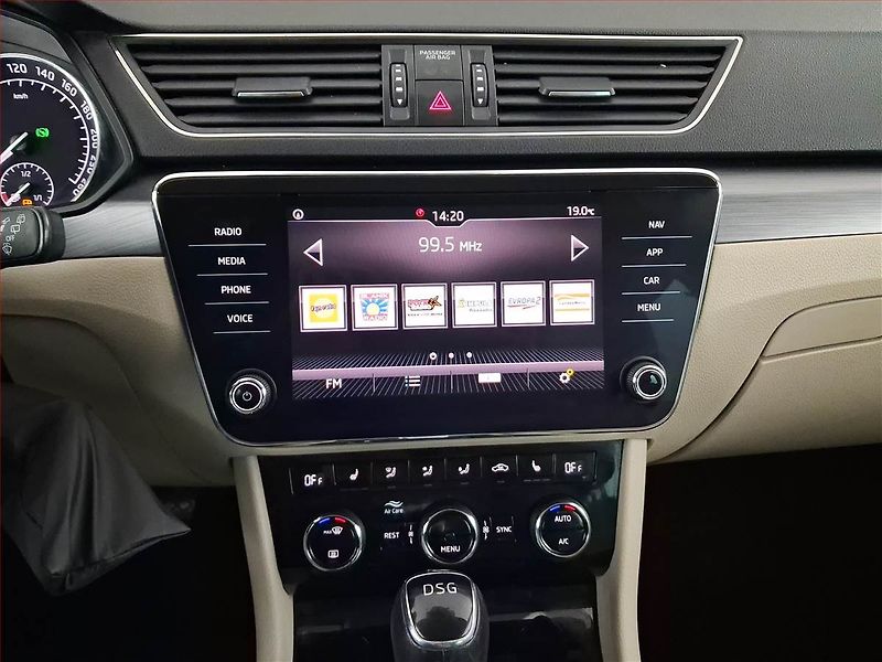 Škoda Superb (2018) 2.0 TDI, Automat, Navi - fotka 12 z 24