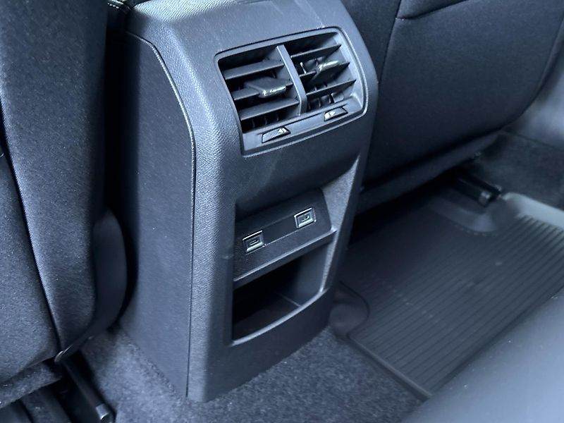 Peugeot 308 ALLURE - fotka 22 z 25
