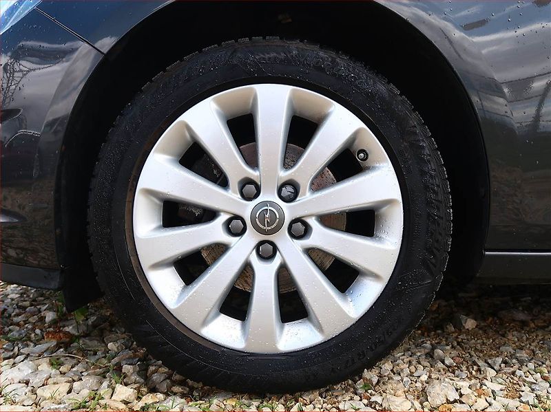 Opel Astra (2015) 1.6 CDTI, Serv.kniha, Tempomat - fotka 14 z 15