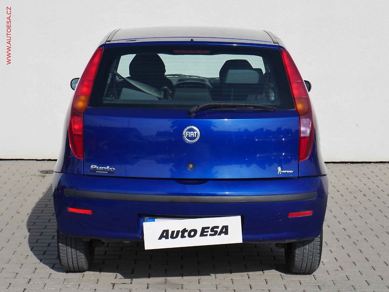 Fiat Punto (2008) 1.2i, ČR, El.okna - fotka 5 z 14
