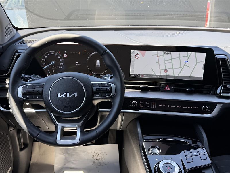 Kia Sportage 1,6 T-GDi 4x4 HEV 6AT TOP - fotka 7 z 9