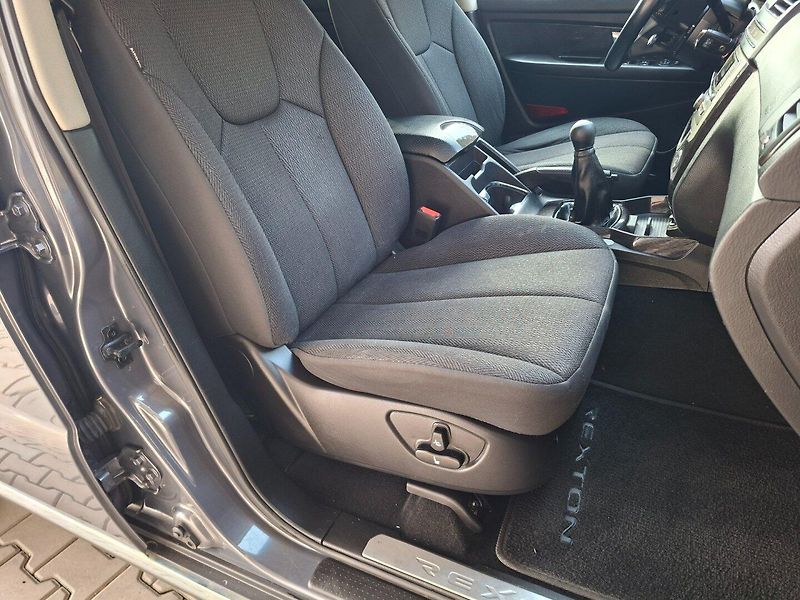 SsangYong Rexton (2015) RX200e-XDi 114kW 4WD 7.MÍST - fotka 24 z 45