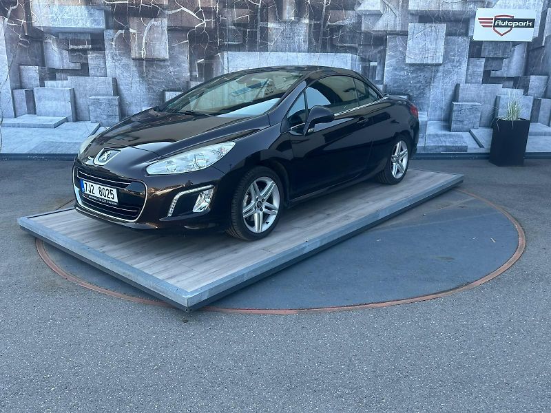 Peugeot 308 (2012) CC, 2.0HDi, 120KW - fotka 5 z 27