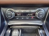 Mercedes-Benz Třídy A (2017) AMG Automat 4 Matic 2,0i 135kW - náhled 25