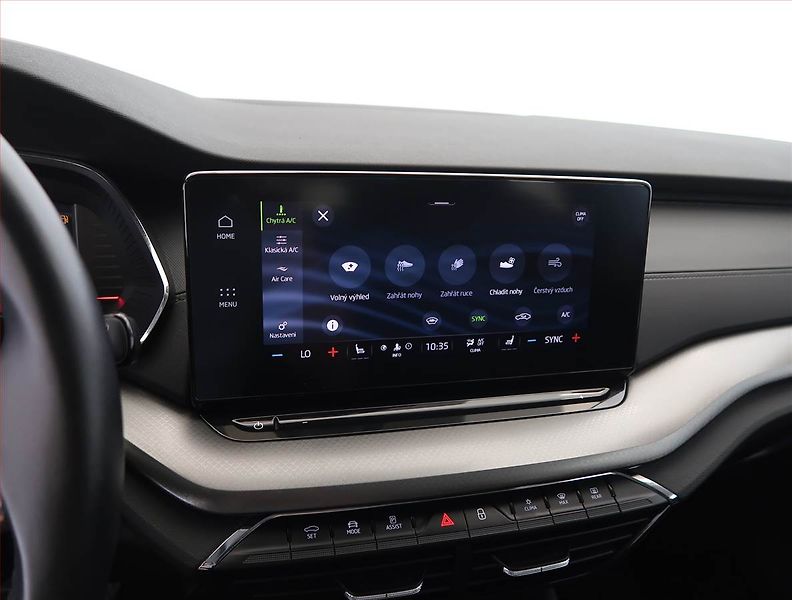 Škoda Octavia (2022) Ambition 2.0 TDI, Automat - fotka 20 z 30