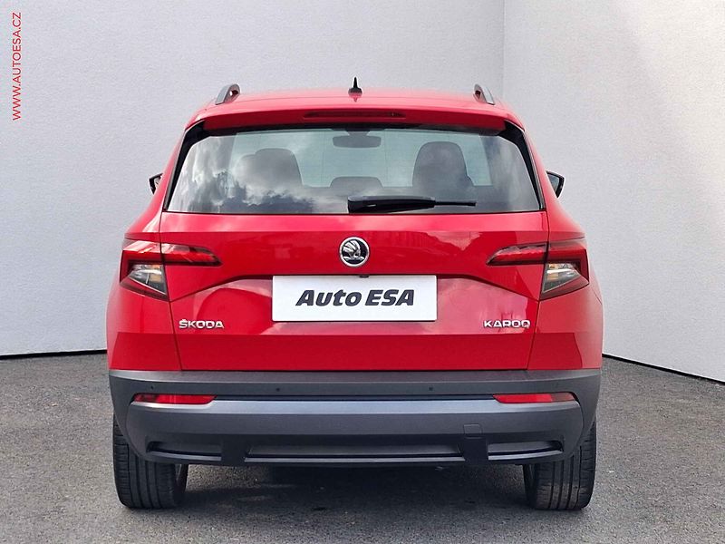 Škoda Karoq (2018) 1.6 TDi, Style, DSG, TZ, navi - fotka 5 z 18