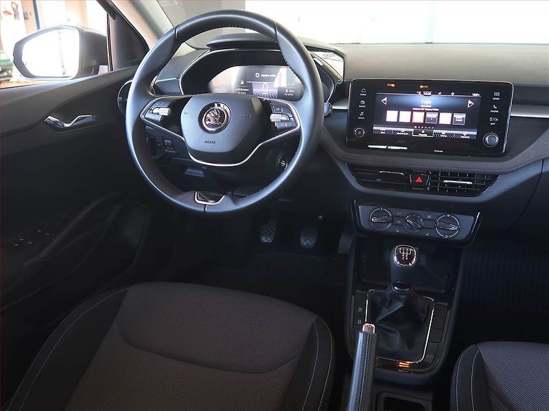 Škoda Fabia (2024) 1.0 TSI, Selection, FullLed - fotka 7 z 17