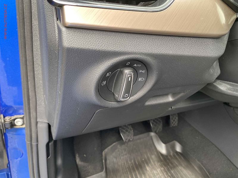 Škoda Scala (2019) 1.0TSi, 2.maj,ČR, Style, DSG - fotka 15 z 20