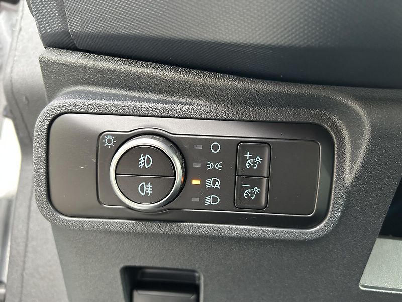 Ford Bronco 2.7 EcoBoost 246kW OUTER BANKS - fotka 15 z 32