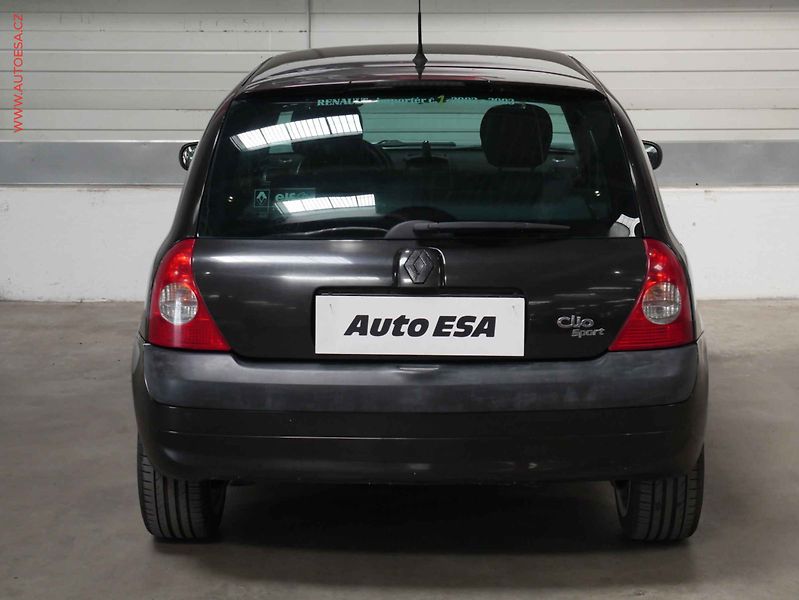 Renault Clio (2004) 1.4 16V, 2.maj,ČR, AT, AC - fotka 5 z 16