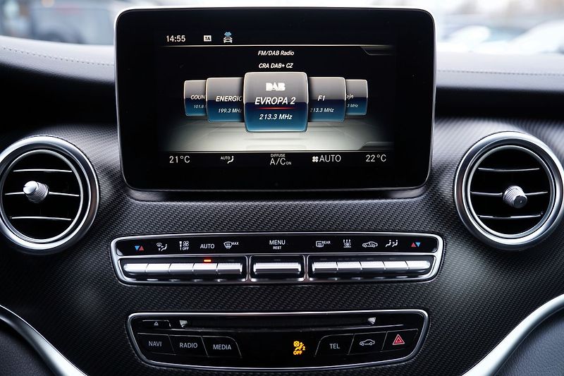 Mercedes-Benz Třídy V V 250d L 4Matic Exclusive AMG - fotka 39 z 50