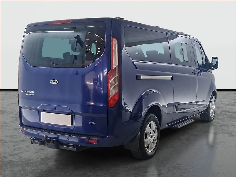 Ford Tourneo Custom (2016) Titanium 2.0 EcoBlue, ČR - fotka 5 z 21