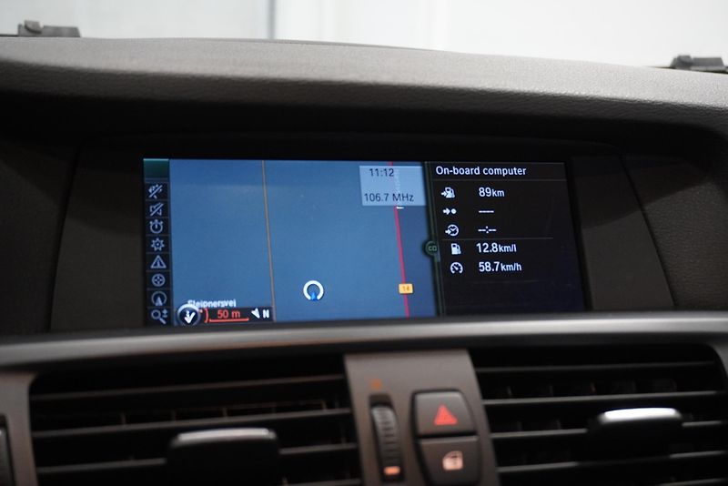 BMW X3 3,0 XDRIVE30D AUTOMAT - fotka 16 z 27