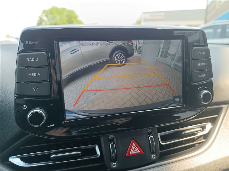 Hyundai i30 1,0 T-GDi Smart DCT - fotka 15 z 22