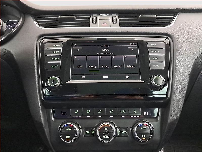 Škoda Octavia (2016) 2.0 TDI, Navi, Tempomat - fotka 12 z 20