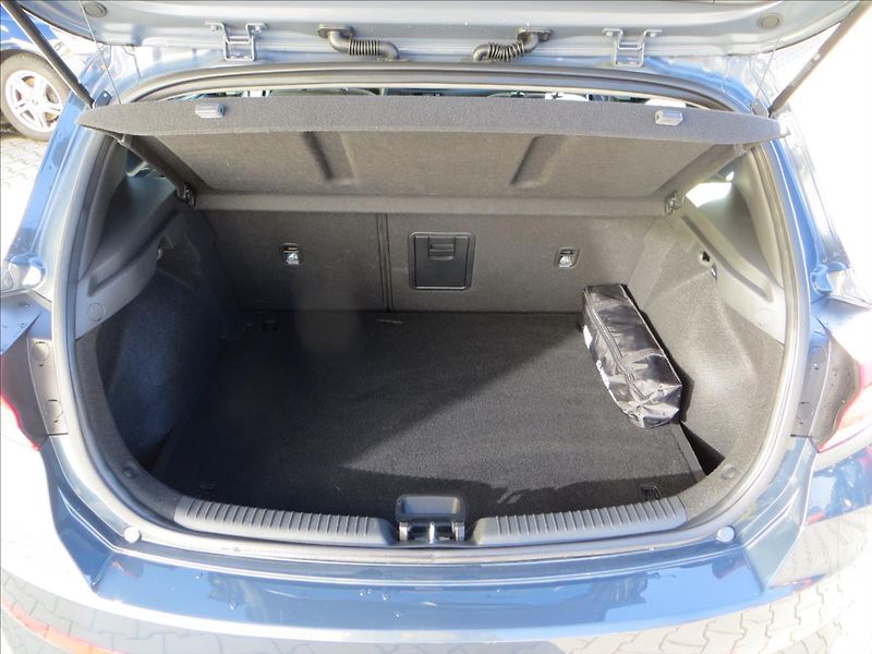 Hyundai i30 1,0 T-GDI Smart AUT7 ČR TOP - fotka 7 z 23