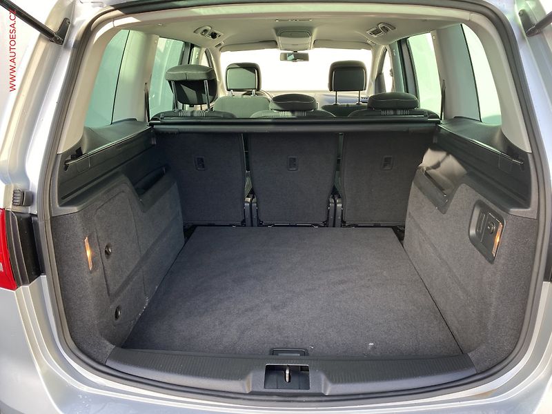 Volkswagen Sharan (2012) 2.0 TDi, Match, xenon - fotka 7 z 18