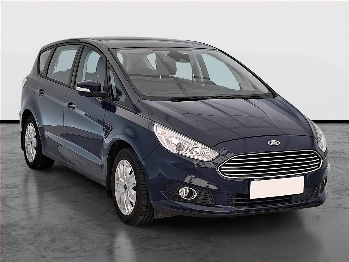 Ford S-MAX 1.5 EcoBoost, 7 míst, Tempomat