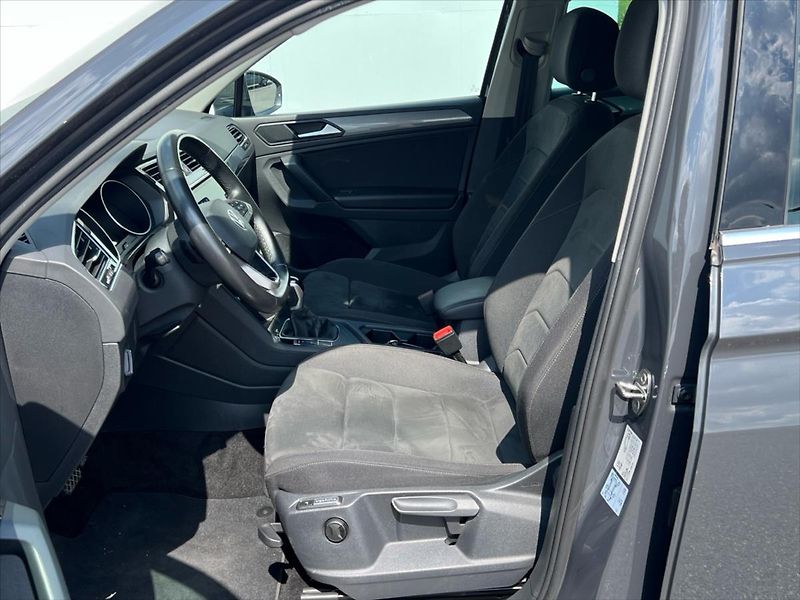 Volkswagen Tiguan 2,0 TDi 110kW 7DSG LIFE - fotka 11 z 26