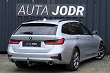 BMW Řada 3 330e xDrive, ACC, Tažné - náhled 9