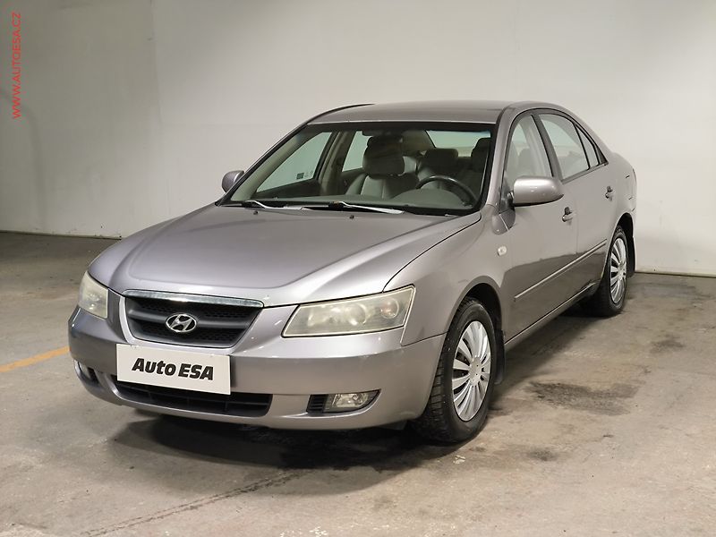 Hyundai Sonata (2009) 2.4i, ČR - fotka 3 z 17