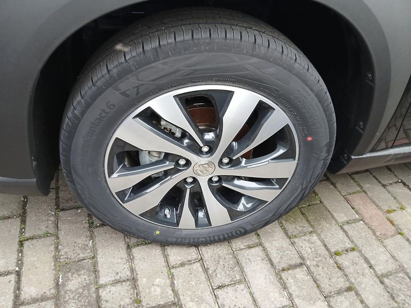 Suzuki S-Cross (2026) S-CROSS 1,4  Elegance 4x4 - fotka 3 z 5