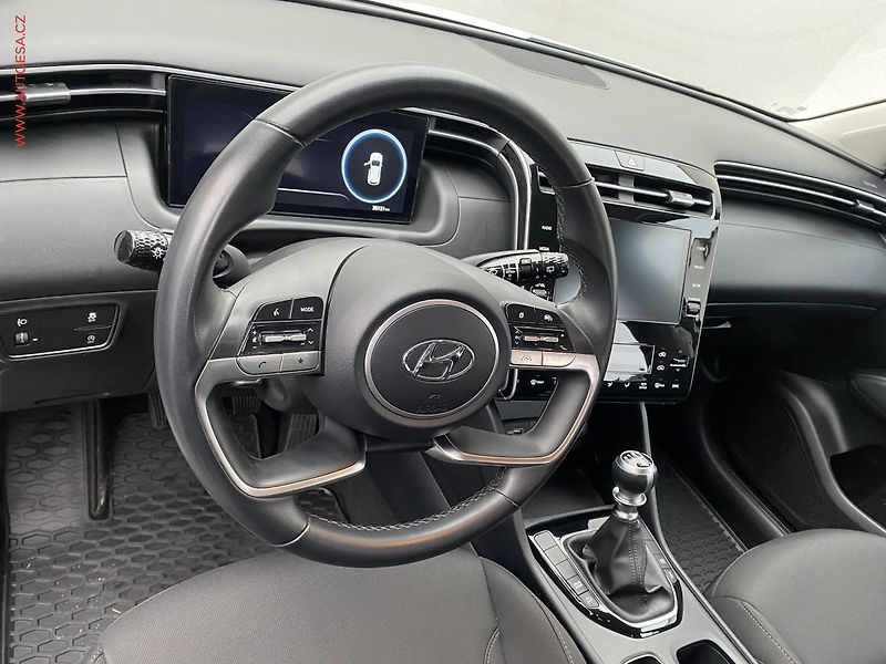 Hyundai Tucson (2022) 1.6 T-GDi 4x4, 1.maj,ČR - fotka 12 z 18