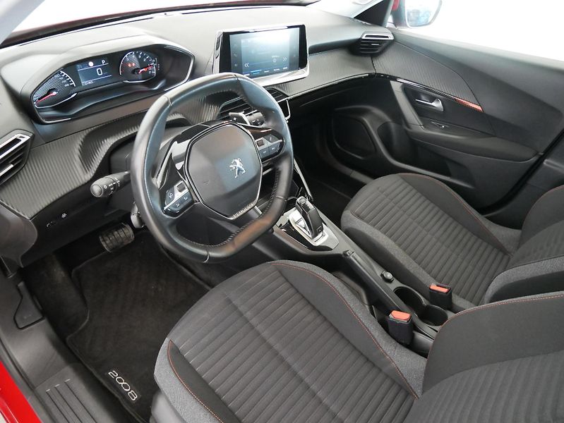Peugeot 2008 - fotka 13 z 25