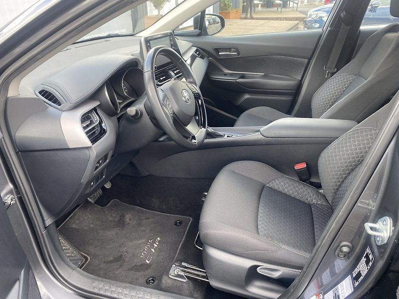 Toyota C-HR 1.8HSD, ČR-1m, Comfort, záruka - fotka 10 z 32
