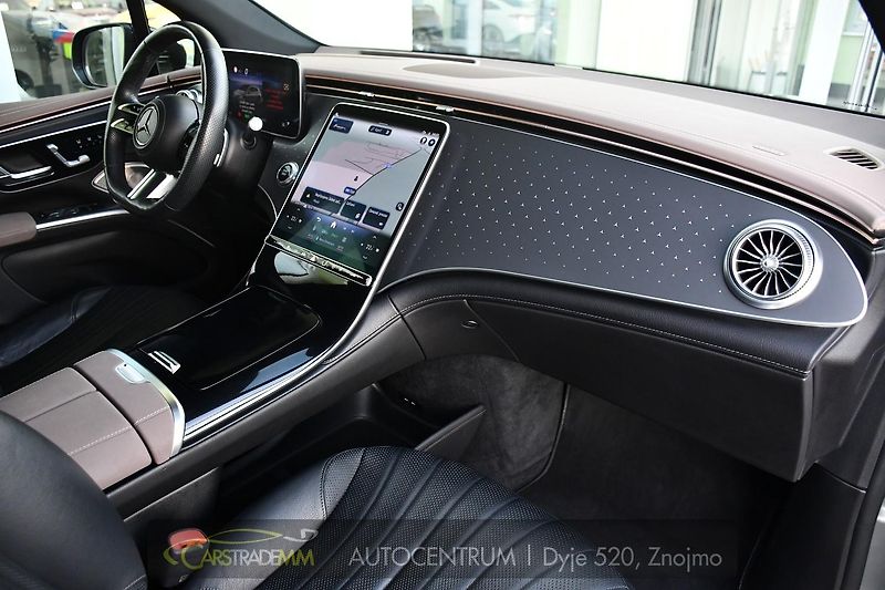 Mercedes-Benz EQS 450 4M SUV AMG TAŽNÉ HUD - fotka 15 z 58