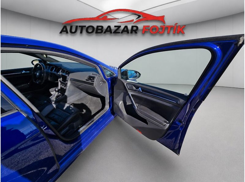 Volkswagen Golf (2014) R 2.0TSi 221KW 4 Motion - fotka 19 z 22