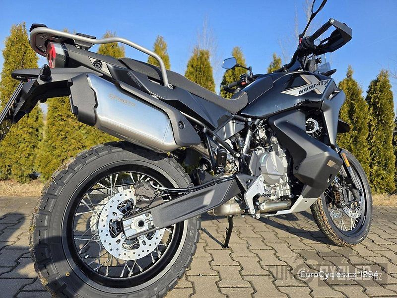 CFMOTO 800 MT (2026) X Akce - fotka 26 z 34