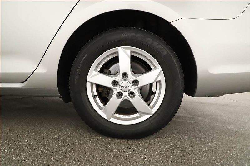 Volkswagen Golf (2018) Highline 2.0 TDI, Automat - fotka 21 z 21