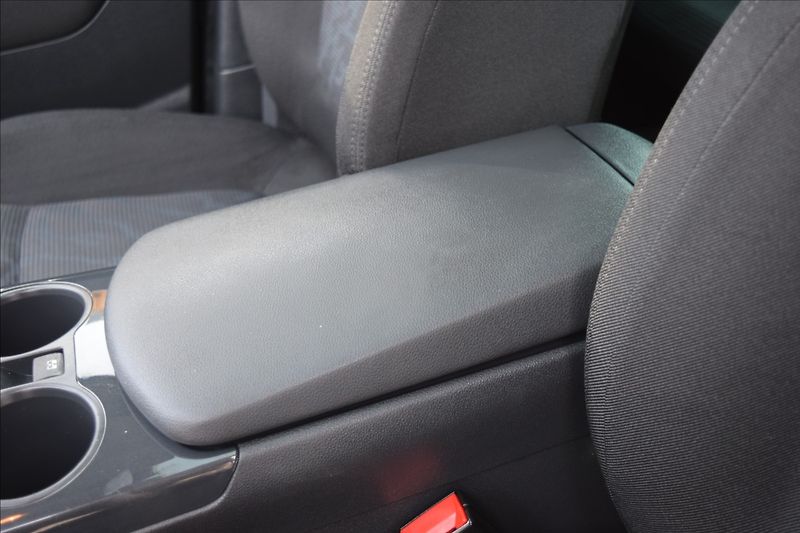 Peugeot 3008 1,6 i 88KW ALU NAVI PANORAMA - fotka 45 z 50