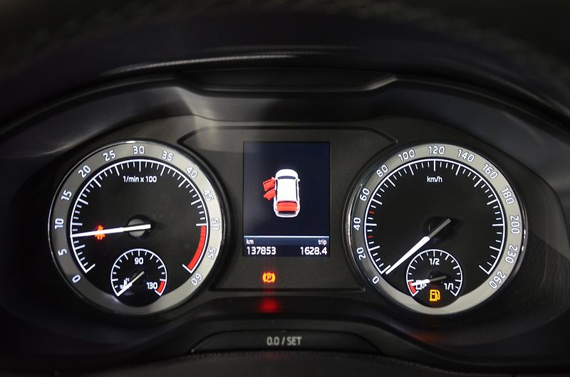 Škoda Karoq (2019) 1.6TDI 85 Style - fotka 12 z 19