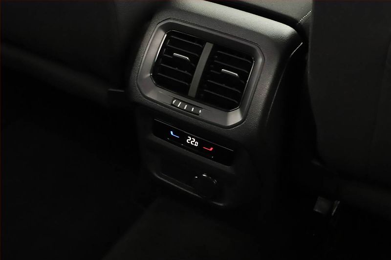 Volkswagen Tiguan (2022) Life 1.5 TSI - fotka 15 z 16