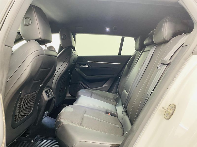 Peugeot 508 2,0 HDi 120kW GT Line - fotka 6 z 24