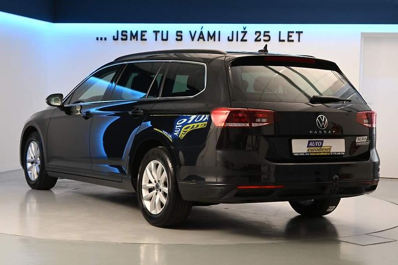 Volkswagen Passat (2023) 2.0 LED DSG ACC Kamera Tažné M - fotka 7 z 32