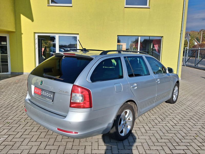 Škoda Octavia (2012)  FACE NAVI VYHŘ.SED NOVÁ STK - fotka 7 z 36