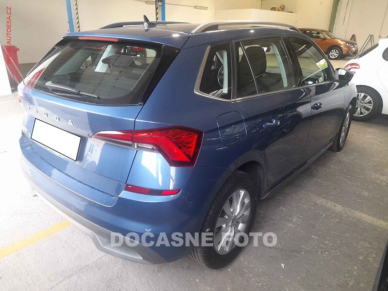 Škoda Kamiq (2019) 1.0 tsi, 2.maj,ČR, navi, LED - fotka 2 z 3