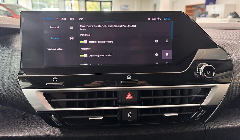 Citroën ë-C4 X 1.MAJITEL, ČR, DPH,V ZÁRUCE - fotka 18 z 32