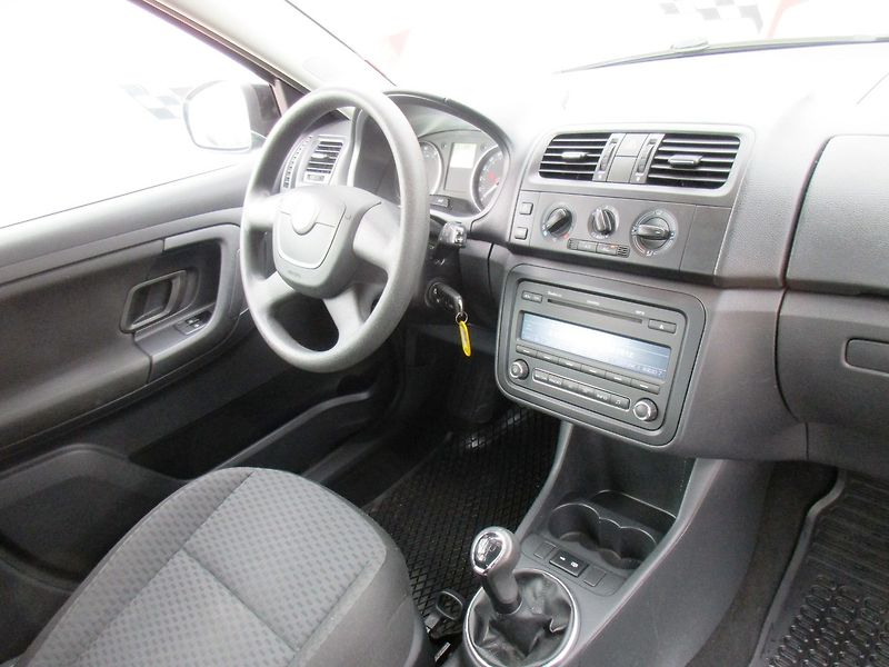 Škoda Fabia (2011) 1,2TSI NA PRESTAVBU BEZ TP - fotka 14 z 15