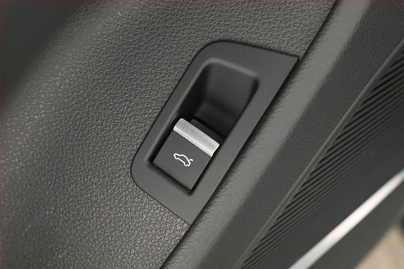 Audi Q7 (2021) 45 TDI - fotka 12 z 21