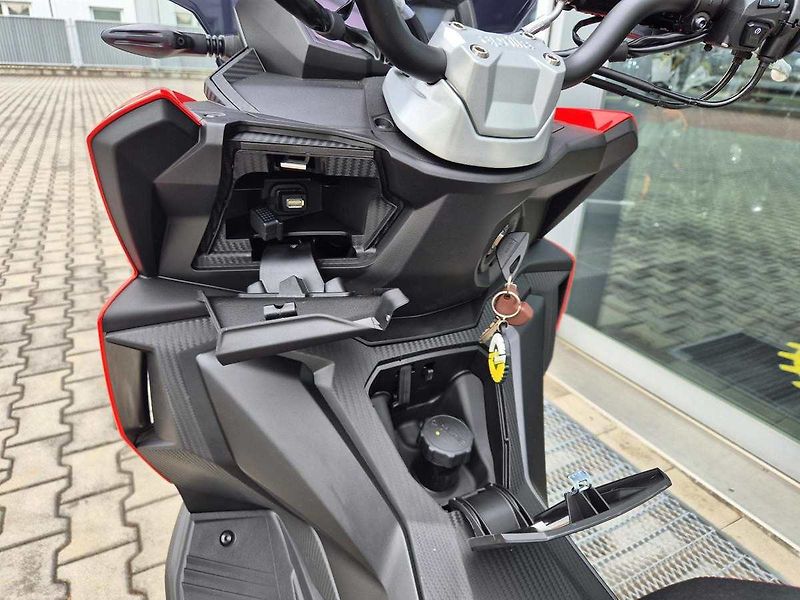 Aprilia SR GT 125 (2026) SPORT - fotka 37 z 62