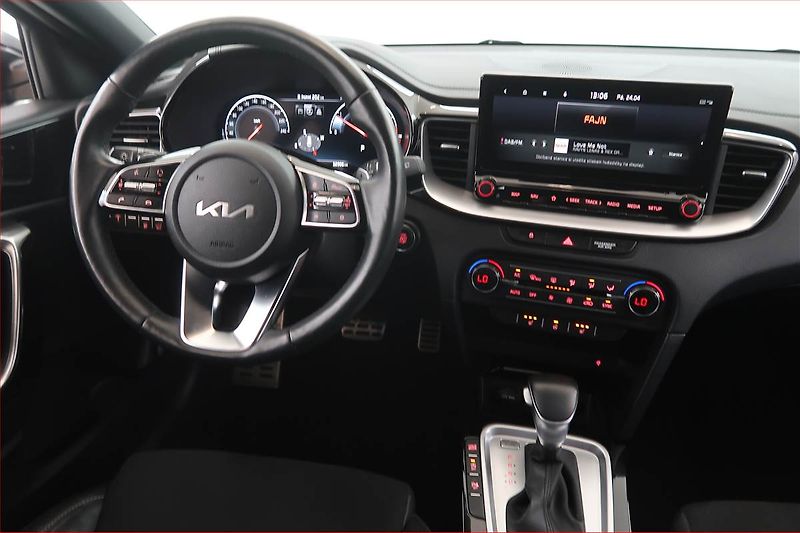 Kia XCeed (2022) 1.6 CRDi MHEV, AUTOMAT - fotka 7 z 20