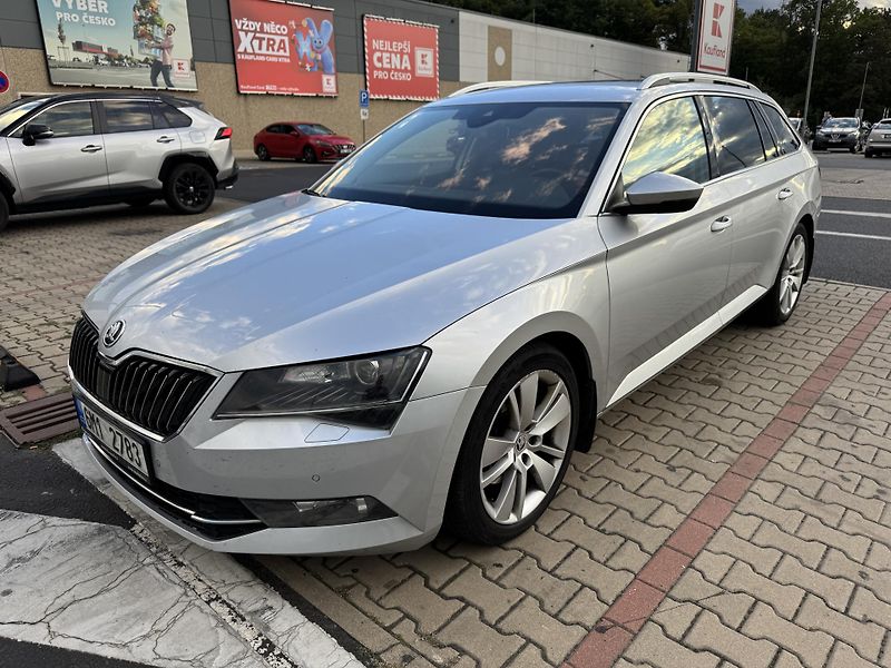 Škoda Superb (2016) 2.0 TDI, 4x4, DSG, TAŽNÉ - fotografie inzerátu
