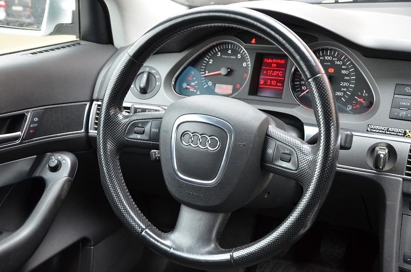 Audi A6 (2005) Avant 2.4i V6 130kW  - fotka 19 z 28