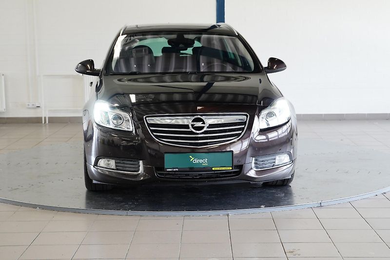 Opel Insignia - fotka 4 z 22