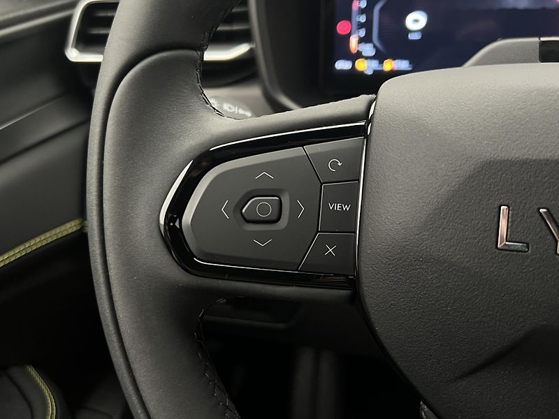 Lynk & Co 01 CORE PHEV AUT CZ 1.maj - fotka 23 z 48